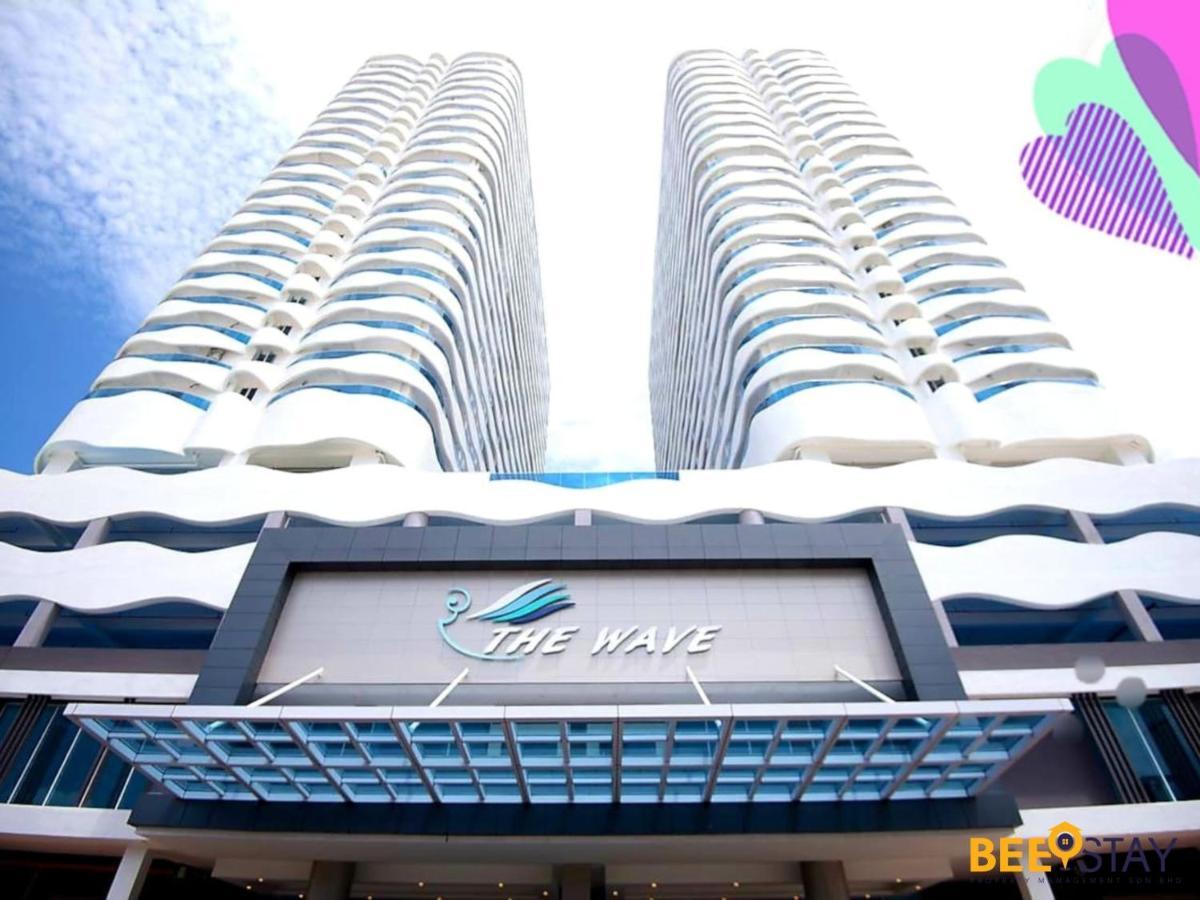 The Wave Suites Melaka By Beestay Esterno foto